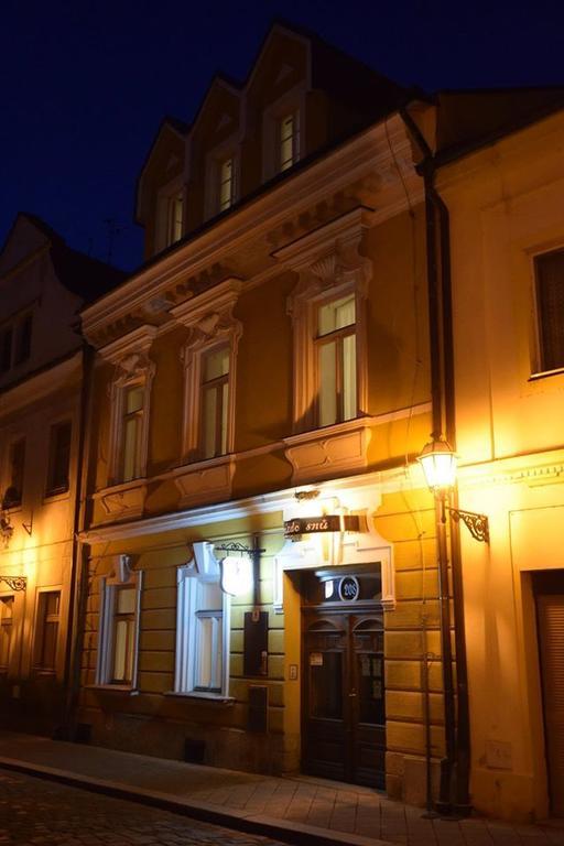 Hnizdo Snu Hotel Hradec Králové Екстериор снимка