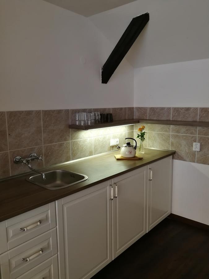 Hnizdo Snu Hotel Hradec Králové Екстериор снимка